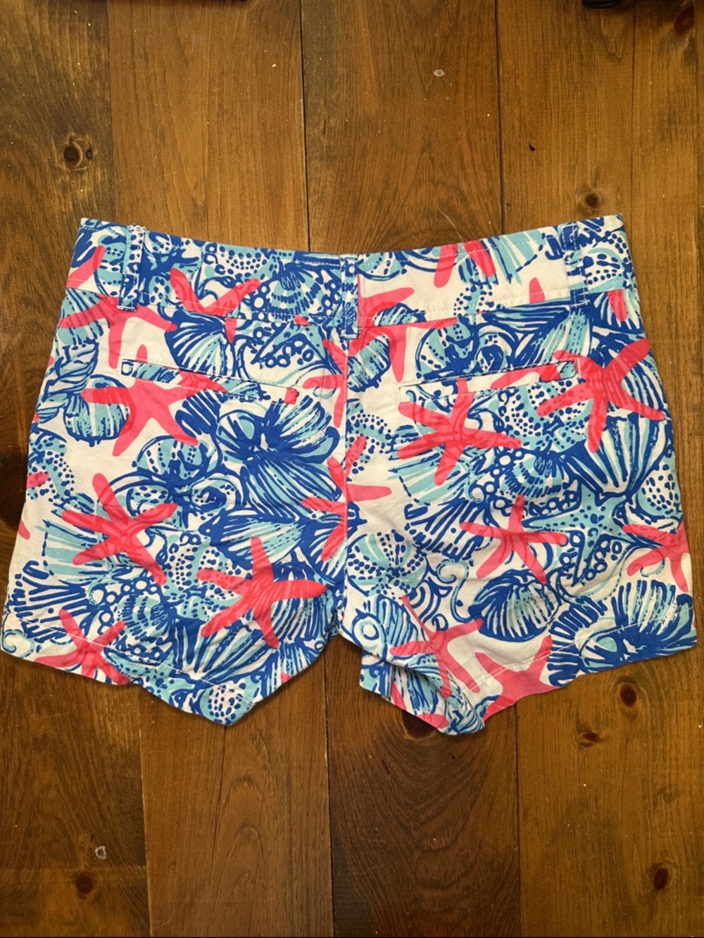 Lilly Pulitzer The Callahan Short She She Shells - Picture 2 of 10